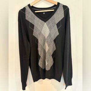 Banana Republic Black and Gray V-Neck Sweater
